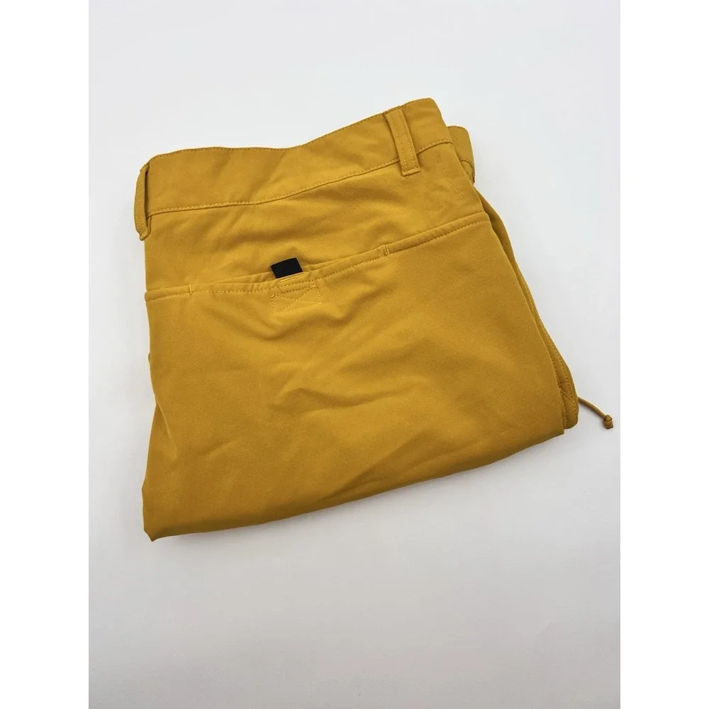 The North Face Shorts Men 38 Yellow Rolling Sun Flashdry Pockets Hiking NF0A3T2Q